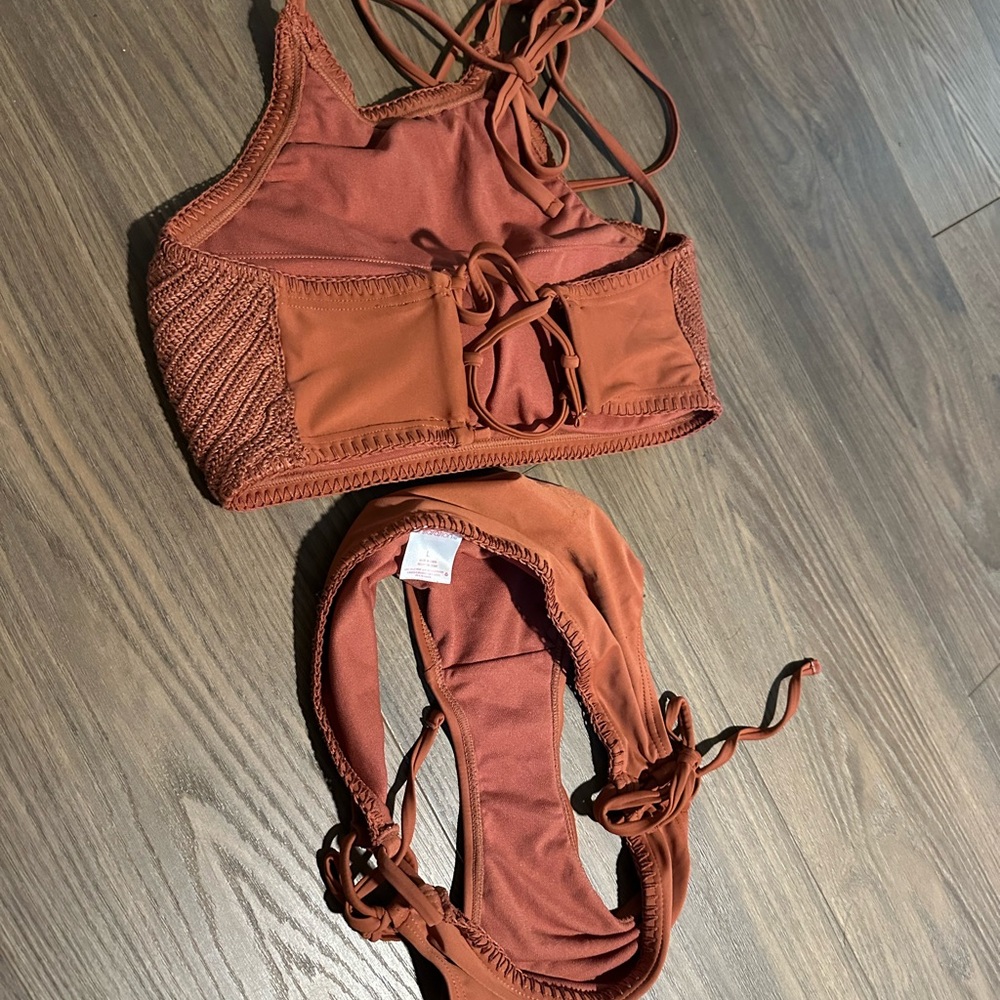 Rust Crochet Bikini Set - Picture 4 of 6